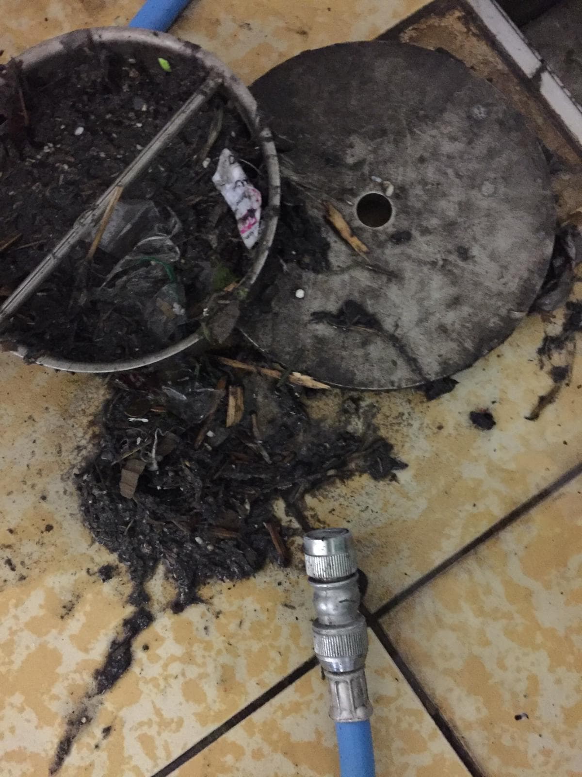 Abflussreinigung als Spezialreinigung in einem Objekt