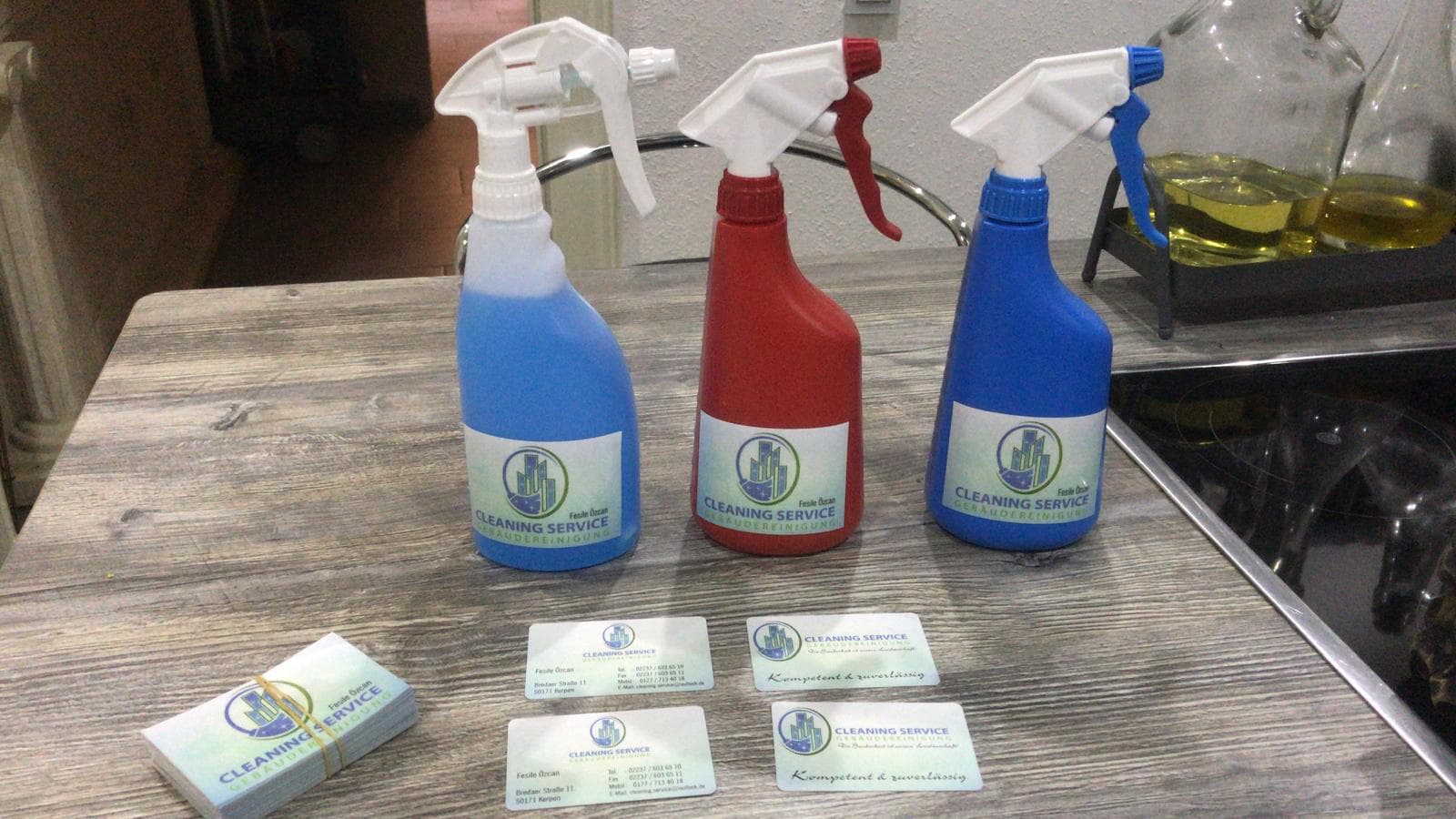 Reinigungsmittel und professionelles Equipment von Cleaning Service